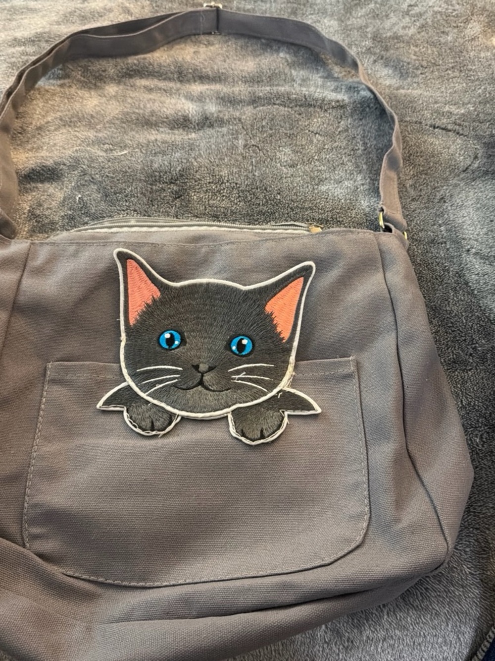 Cat Patch Shoulder Bag - Gray with  Cat Design